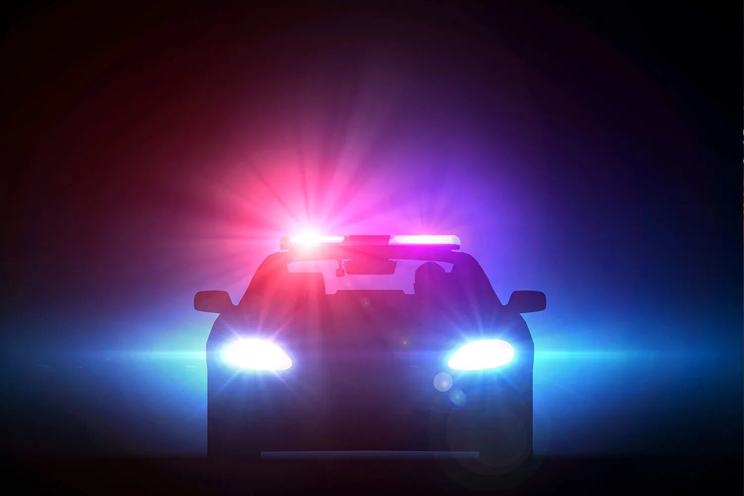 Полицейская машина в темноте. Машины дпс с проблесковыми маячками. Мигалки ночью. Фары полицейской машины. Мигалка синяя.