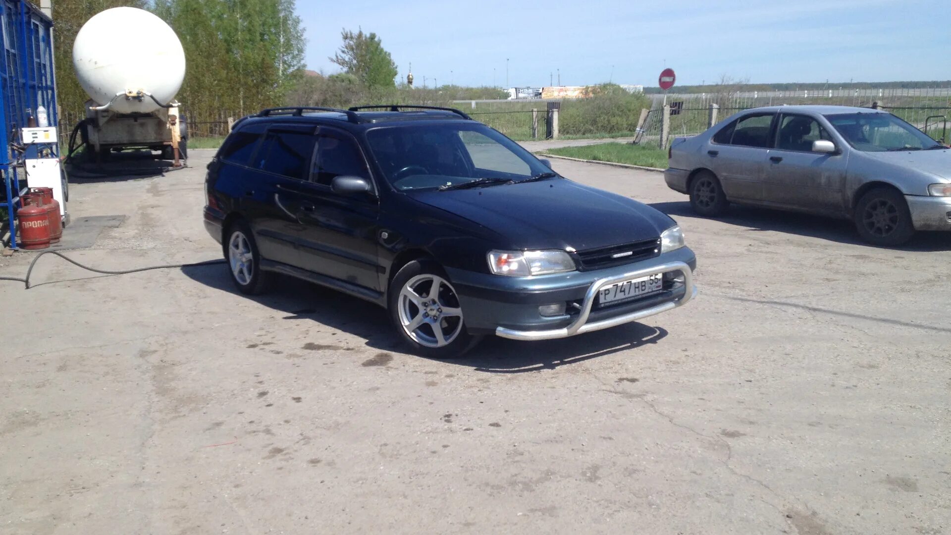 Тойота Калдина 190 кузов. Реснички Toyota Caldina 190. Тойота Калдина универсал 1993-2000. Toyota Caldina 1993 белая.