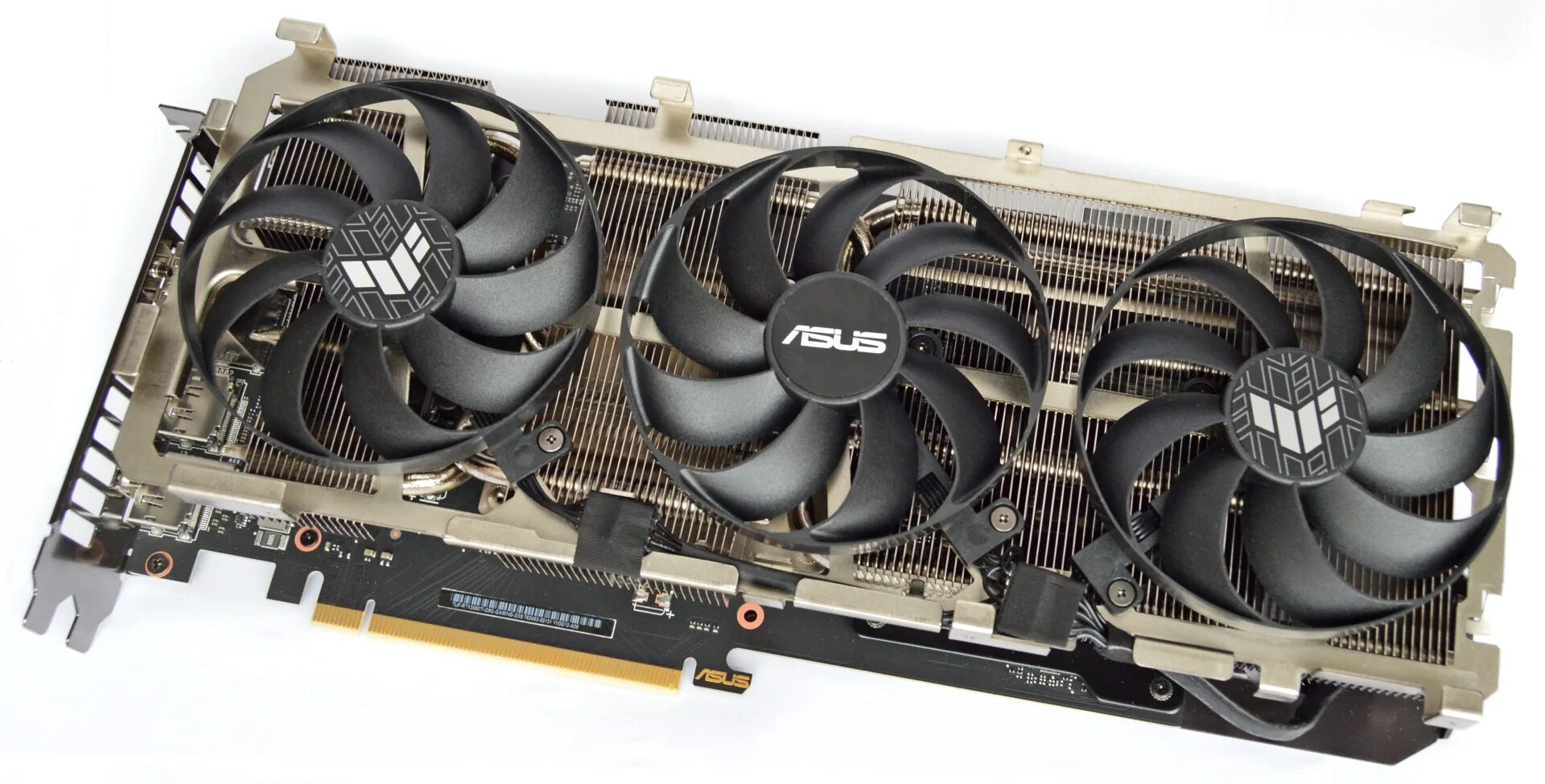 Rtx 3060 12gb gigabyte gaming. ASUS TUF RTX 3060 ti. Видеокарта RTX 3060 ti. RTX 3060 ti охлаждения. ASUS GEFORCE GTX 3060.