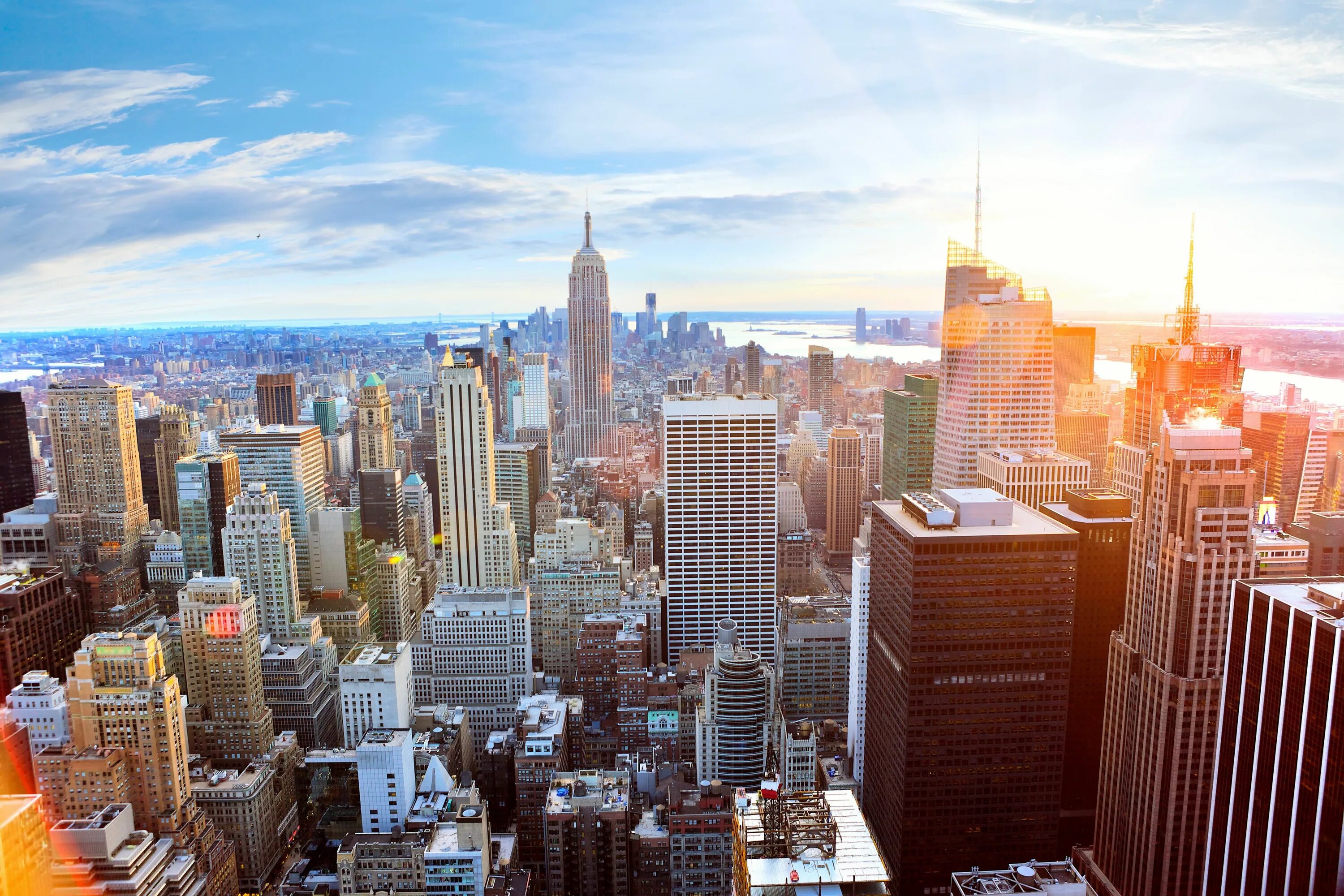 City day перевод. Нью-Йорк (New York City). Америка Нью-Йорк Манхэттен. Нью Йорк вид на Манхэттен. Панорама Нью Йорк 4к.