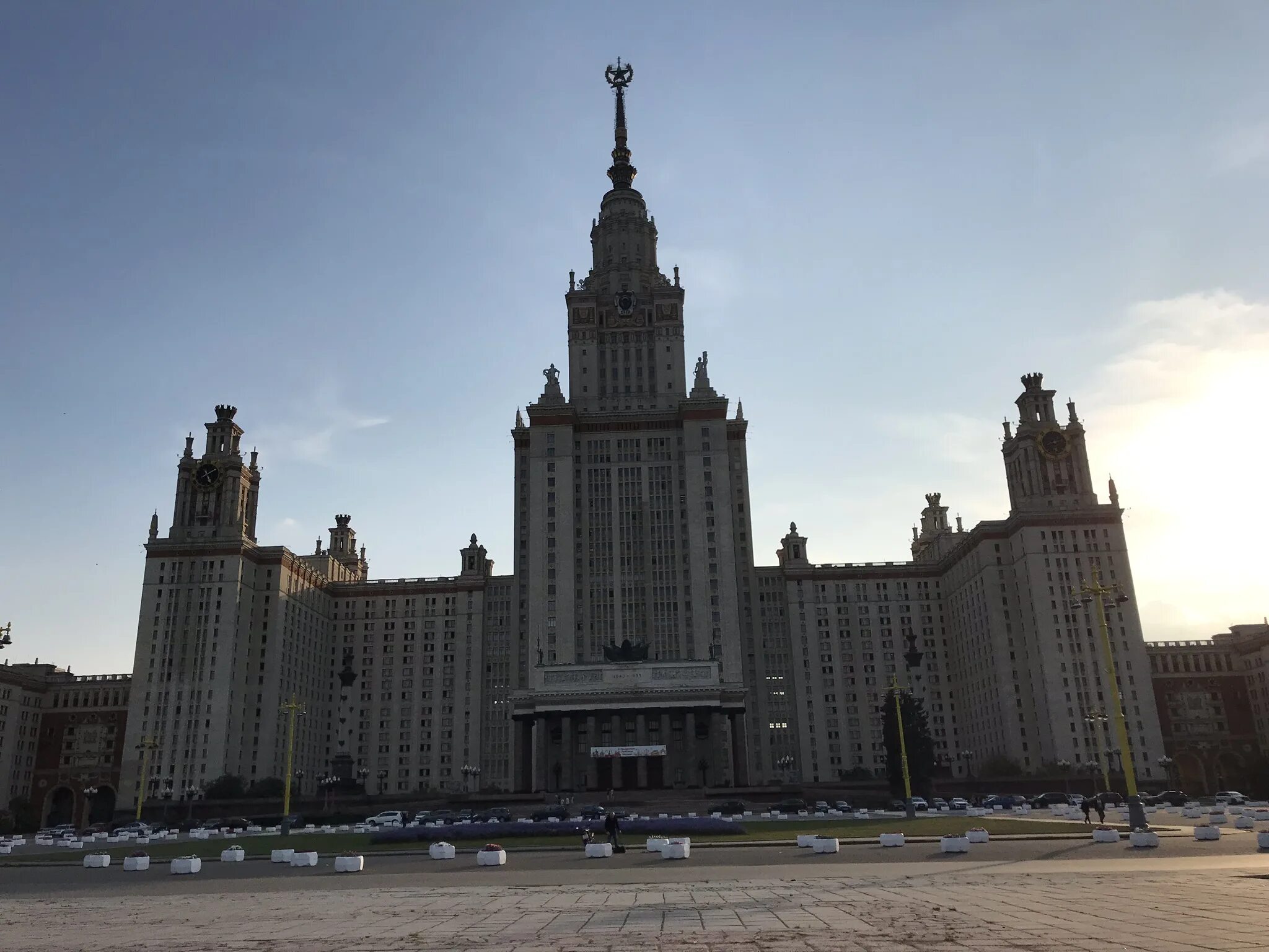 МГУ Воробьевы горы. МГУ Архитектор. Здание МГУ В Москве. Московский университет на Воробьевых горах.