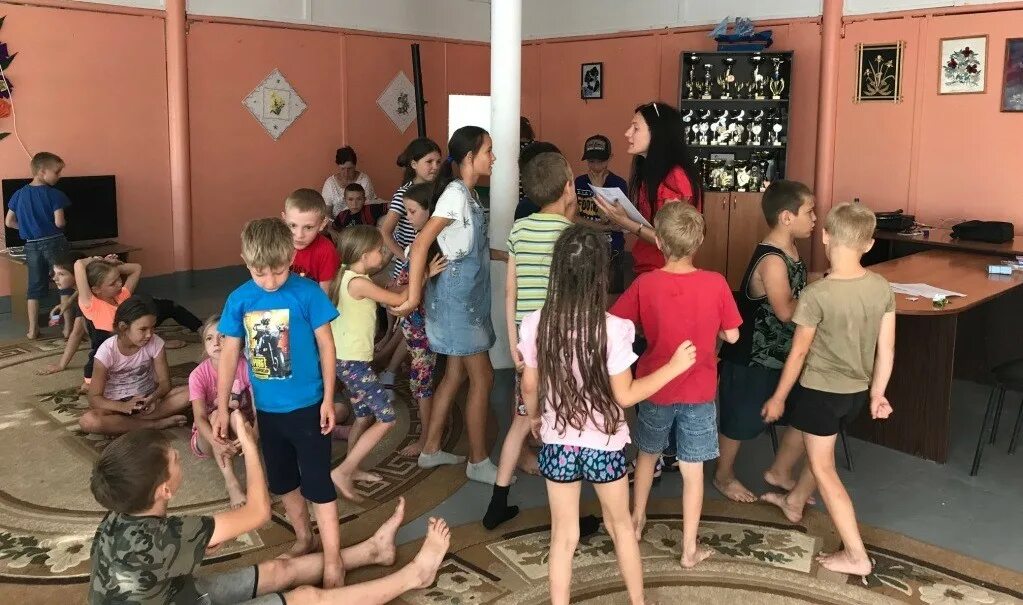 Вольский лагерь цементник. Директор лагеря цементник вольск. Лагерь цементник в вольске. Директор лагеря цементник вольск. Город вольск лагерь цементник.