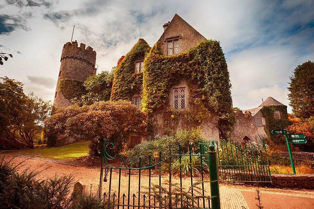 Malahide castle is northeast of dublin