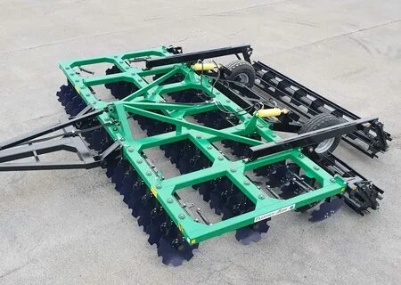 3 p 2023