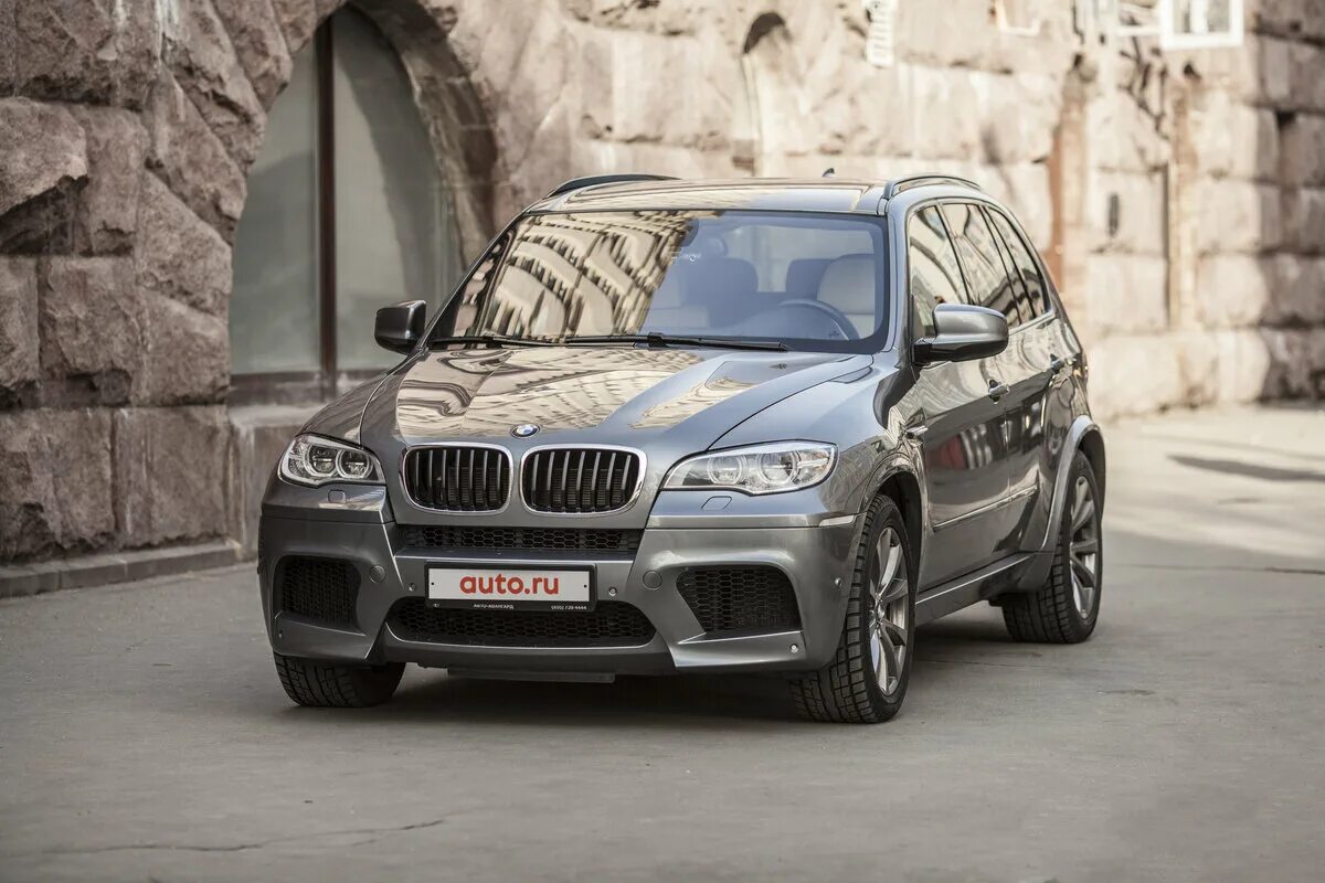 Bmw x5 2013. БМВ x5m e70. BMW x5 e70 m5. BMW x5 e70 2015. BMW x5 m5 2012.