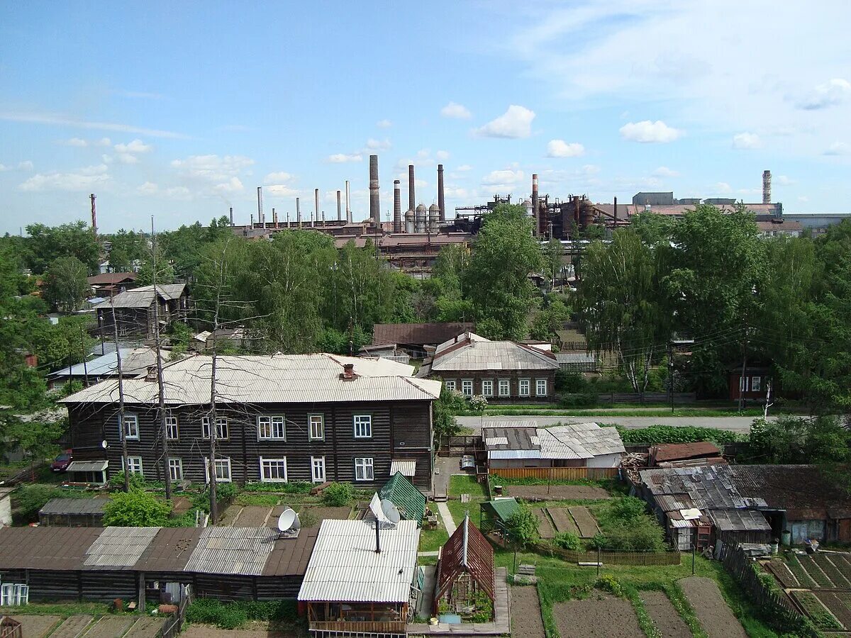 Типичная свердловская область. Серов город города Свердловской области. Серов город районы. Город Серов Свердловская область население. Город Серов Серовский механический завод.