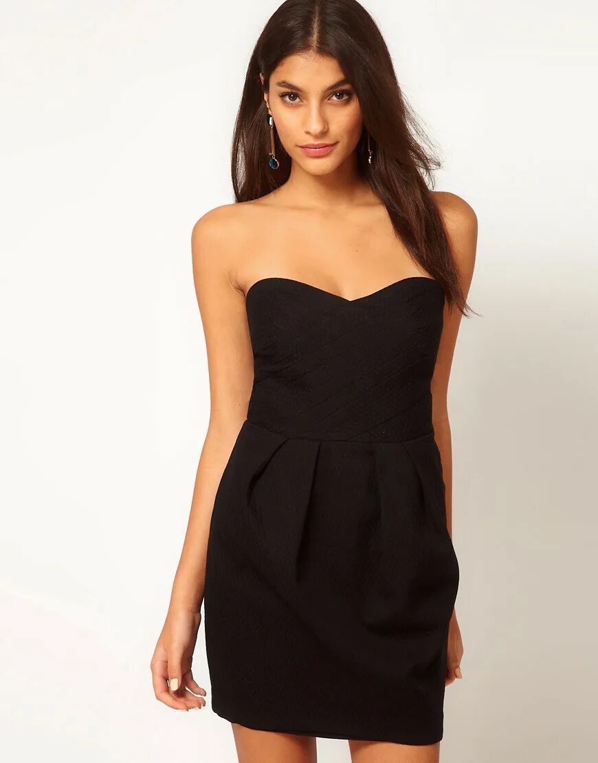 Как называется лямка на платье. Платье на лямках. Платье на бретельках. Черное платье на лямках. 9 платьев.