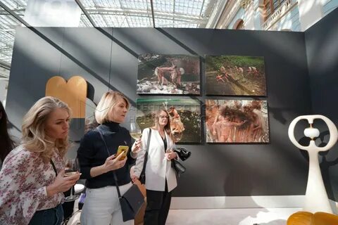 Международная ярмарка современного искусства cosmoscow