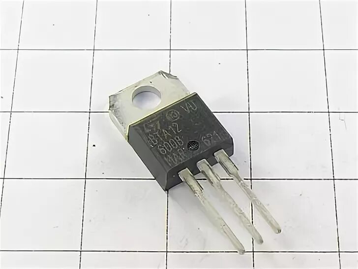 Тиристор 12 вольт. Bta12-600b. тиристор bta06-600b. bta12-600. bta06-600sw аналог.