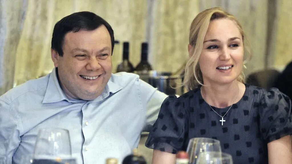 Семья фридманов. Семья фридманов. Сын михаила фридмана. Сын михаила фридмана. Семья фридманов.