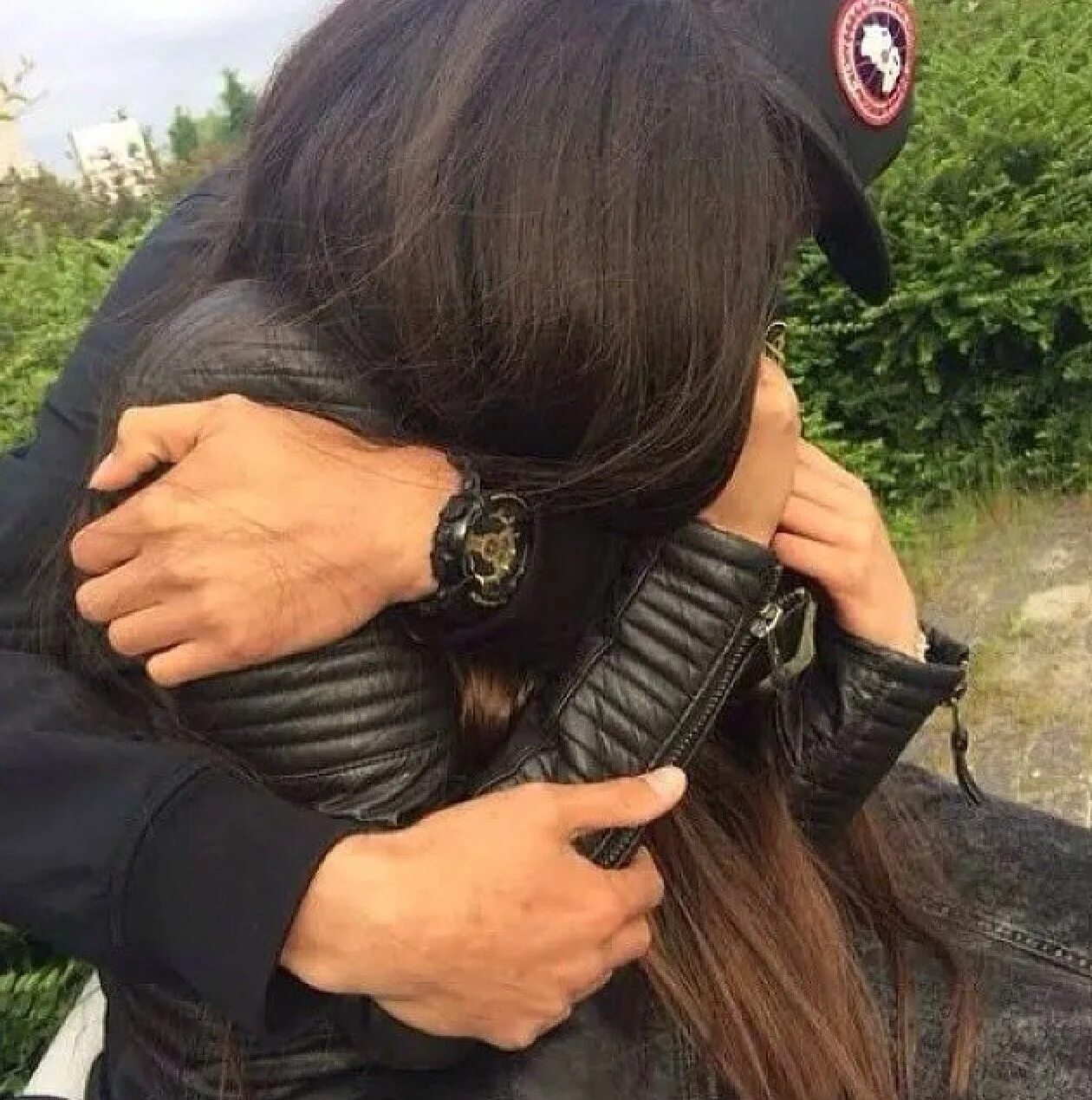 Со стволом в обнимку