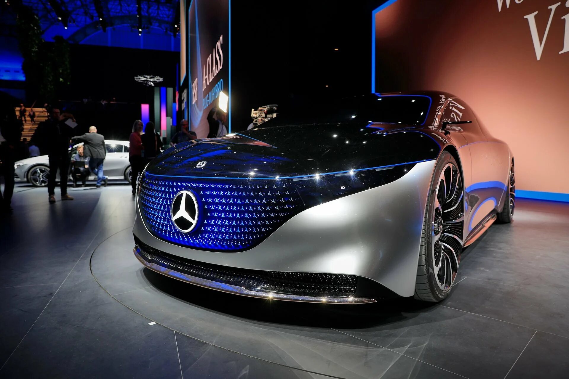 Последний автомобиль. Mercedes Benz Vision 2020 class. Mercedes-Benz EQS 2030. Мерседес EQS AMG. Мерседес электро Vision новый.