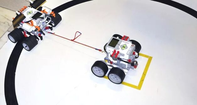 Робот траектории. Кегельринг квадро ev3. кегельринг ev3 роботы. кегельринг ev3.