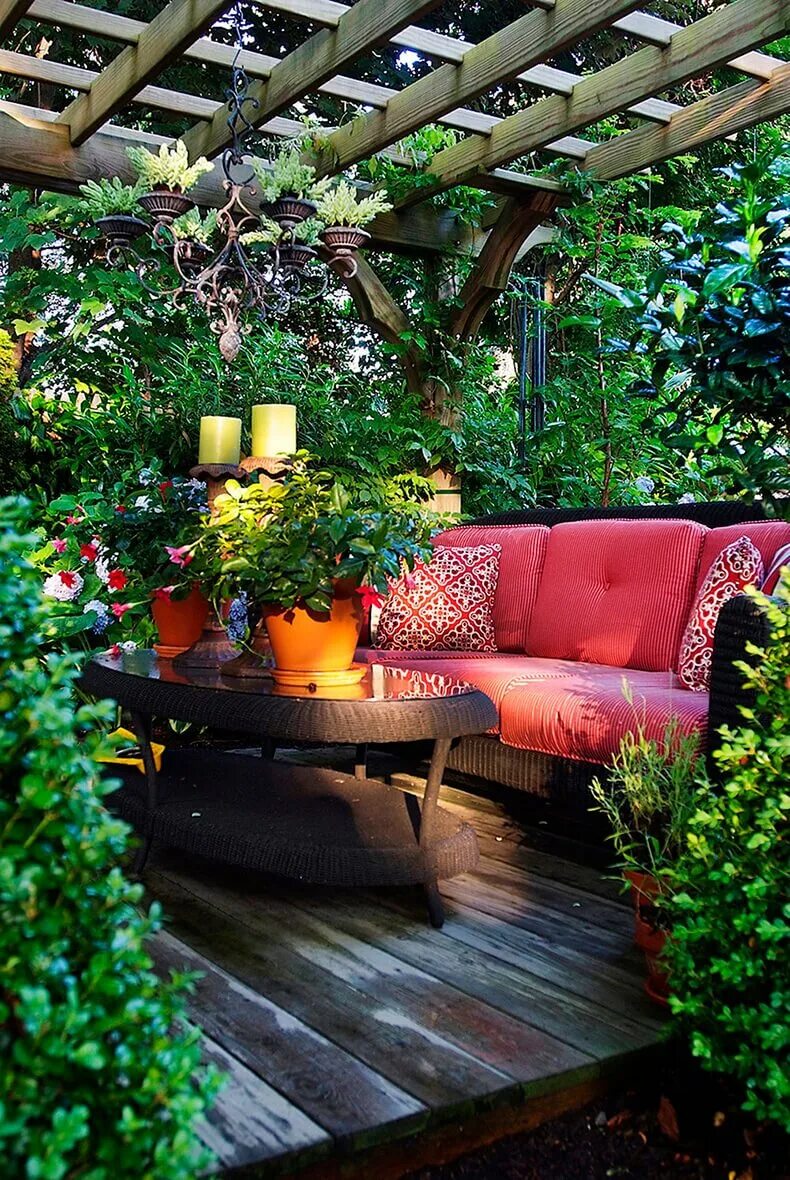Пергола патио в саду. Обустройство сада. Красивые уголки сада. Уютный уголок на даче.