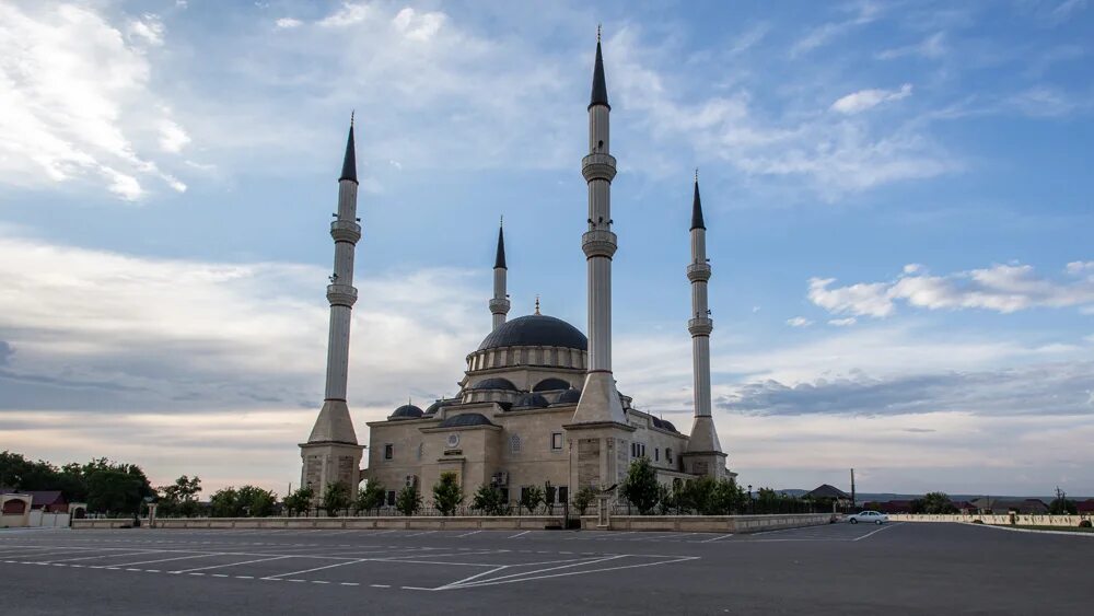 мечеть макки даудовой. мечеть в гелдагане. мечеть в селе автуры. гелдаган. гелдаган.