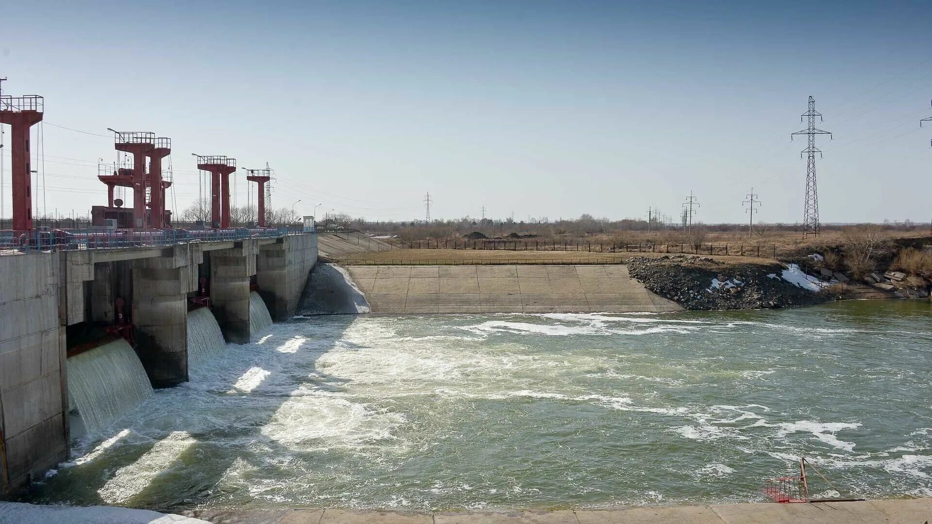 Шардаринское водохранилище Казахстан. Шардара ГЭС. Коксарайское водохранилище в Казахстане.