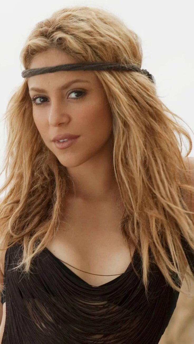 Ша ира. Телефон шакиры. Shakira. Телефон шакиры. Телефон шакиры.
