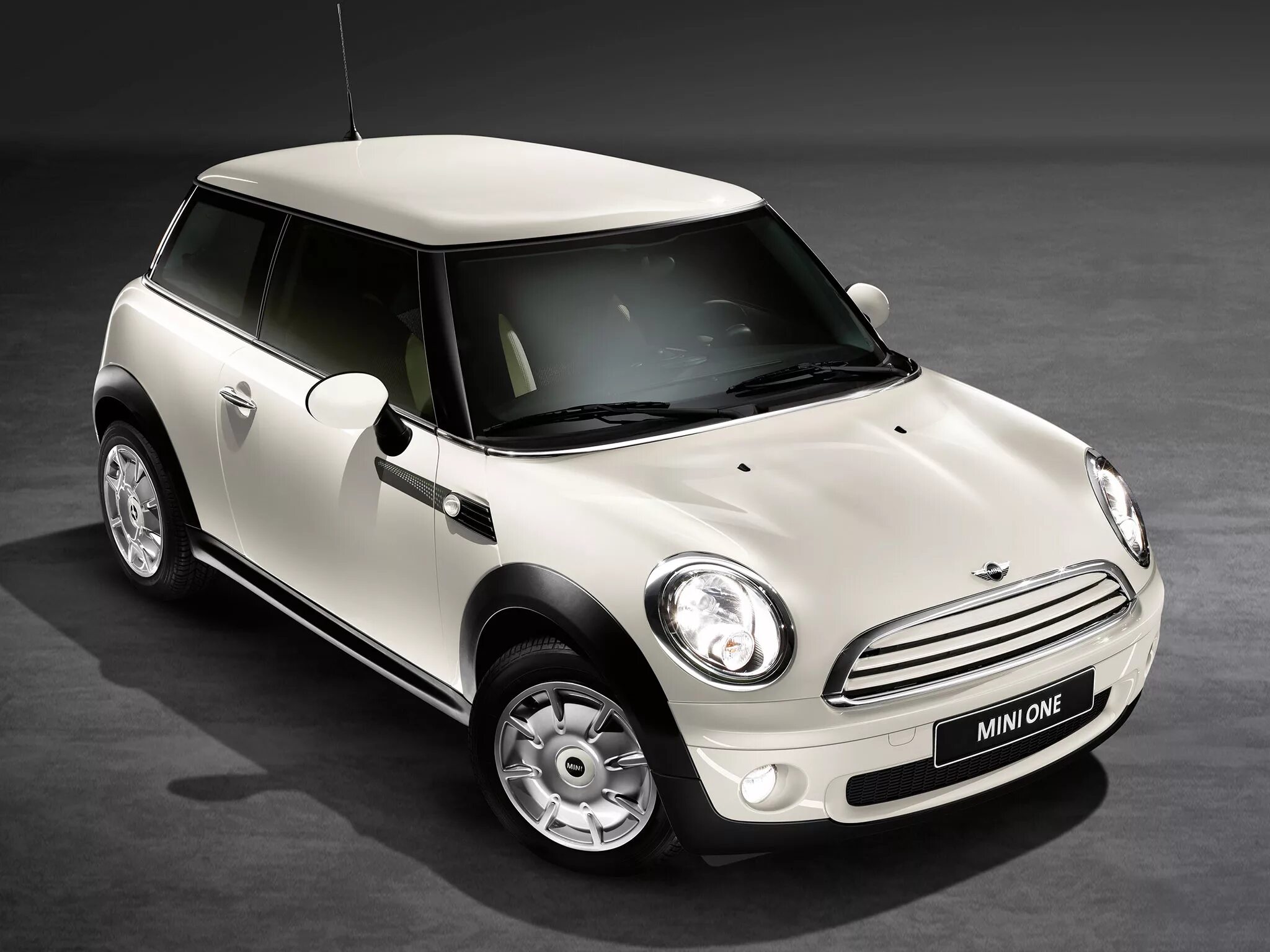 Мини купер one 2001. Mini cooper s r55. Бентли мини купер. Mini 1 4. Mini 1 4.