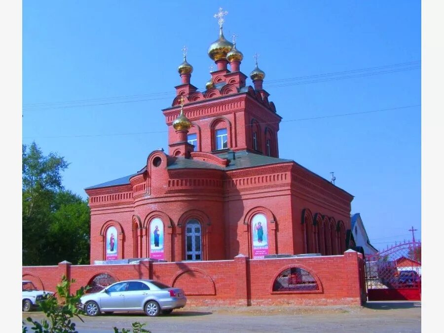 Южноуральск Челябинская область. Храм Южноуральск. Южноуральск 2000 год. Фото города Южноуральска Челябинской области.