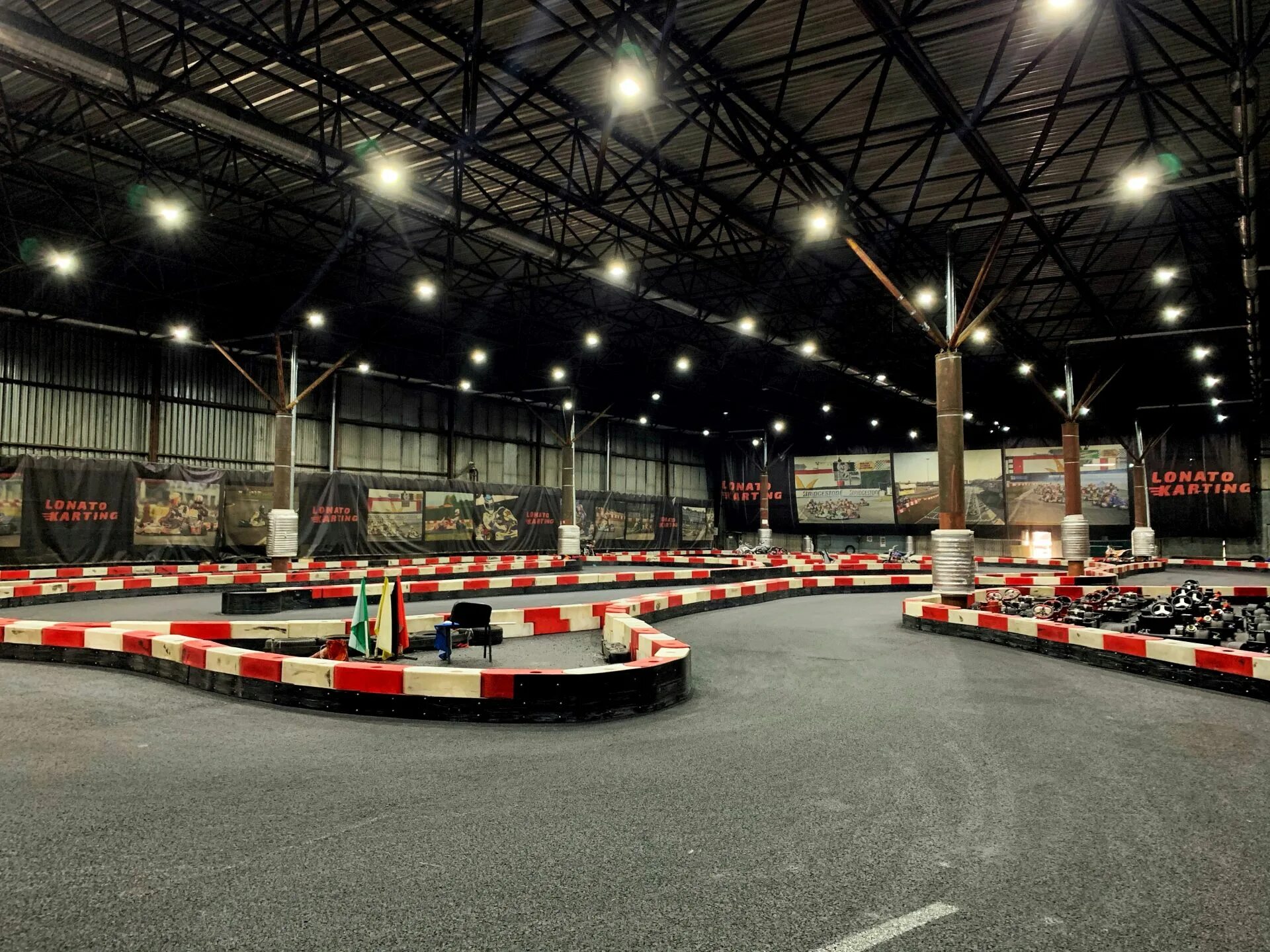 Картинг центр Варшавское шоссе 30 а. Лонато картинг Москва. Lonato Karting Варшавское ш 30а. Картинг Нагатинская Лонато.