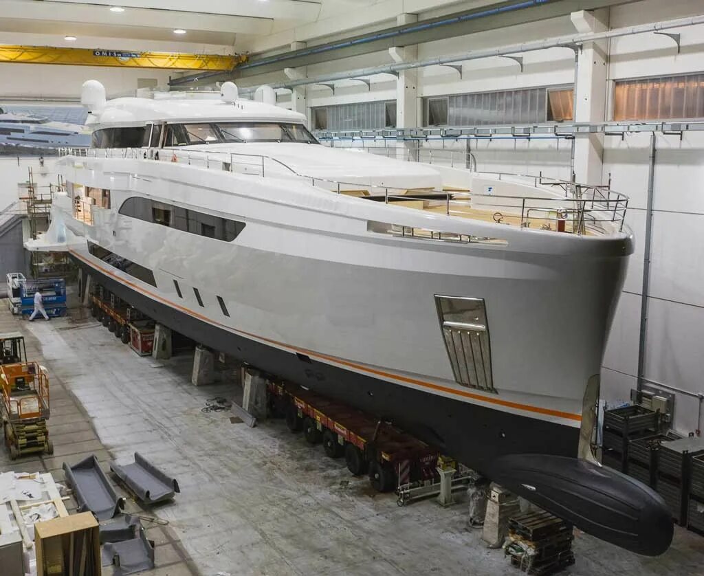 Верфь геншин как получить. Feadship верфь. озерная верфь яхта. лаки верфь 23. яхта лаки верфь 23м.