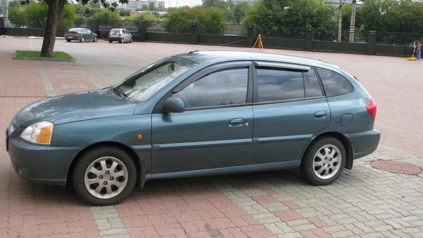 Киа универсал 2003. Kia Rio 2003. Kia Rio 2003 универсал. Киа Рио 2003 хэтчбек. Киа Рио 2003 год универсал.