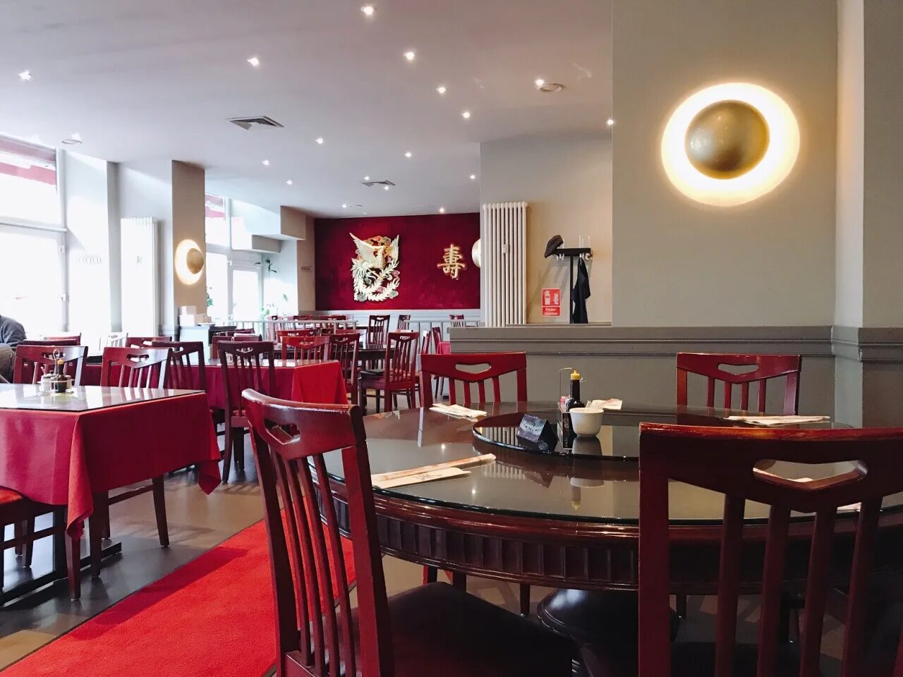 Языковой центр friends альметьевск. Голден парк клин гостиница. Ресторан френдс екатеринбург. Банковский 3 санкт-петербург. Школа френдс дальнереченск.