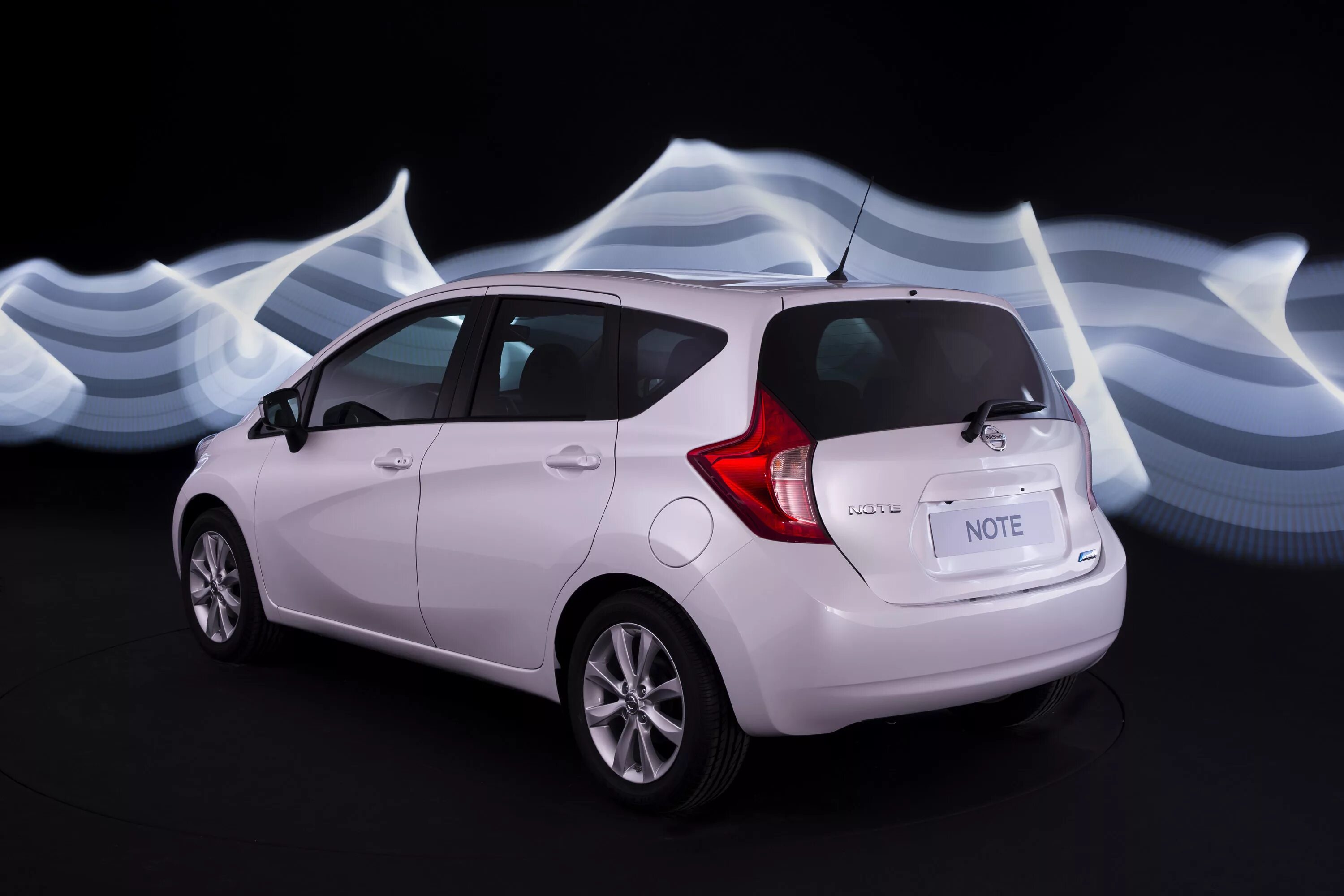 Nissan Note 2013. Nissan Note e12 2014. Ниссан ноут 2013. Nissan Note e12. Note e 12