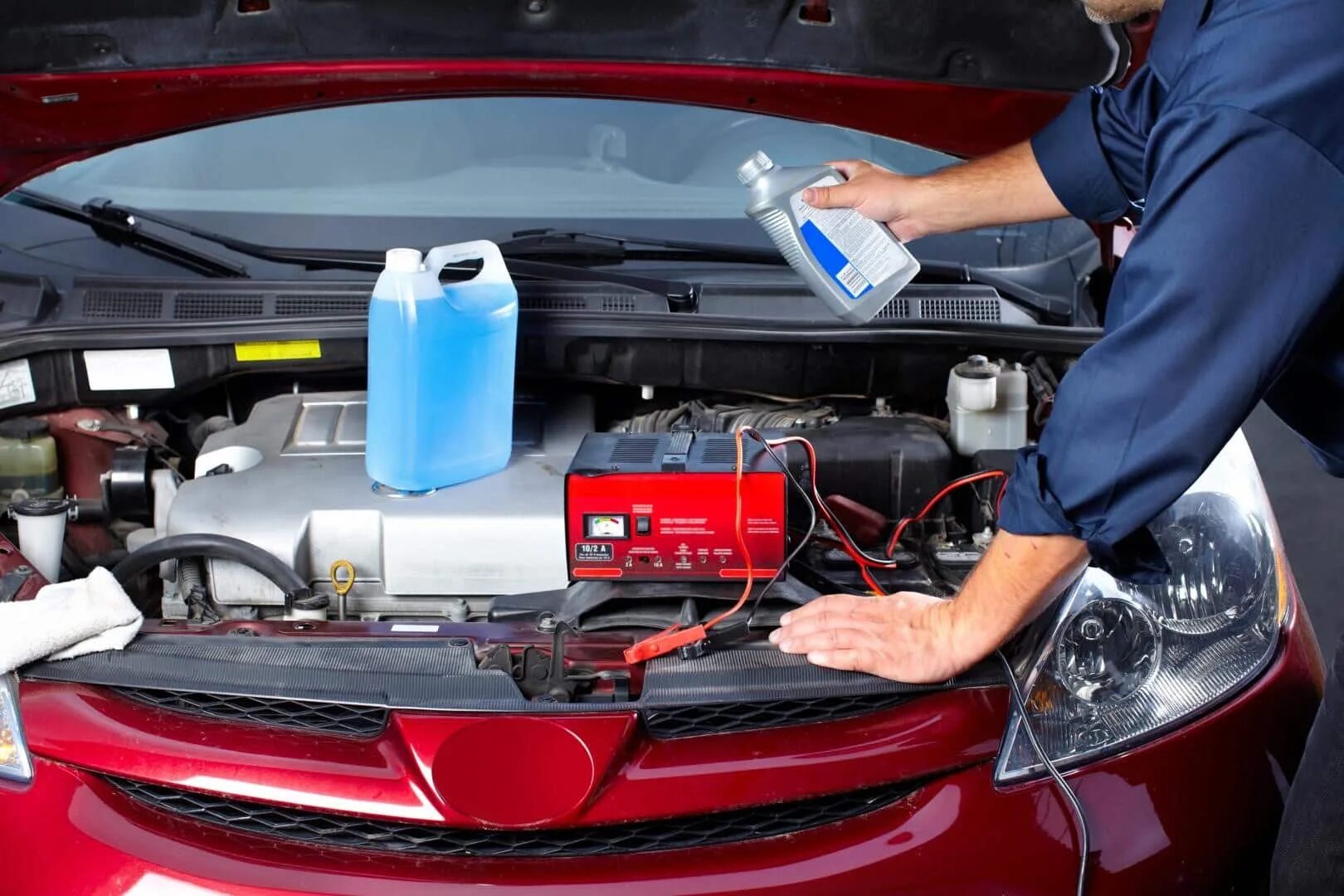 Антифриз для системы охлаждения автомобиля. Системы охлаждения сервис. Радиатор автомобиля. Радиатор охлаждения двигателя шкода суперб 2. Автомобильные радиаторы охлаждения.