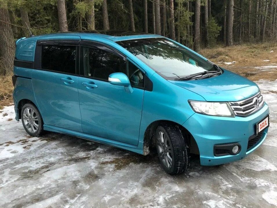 Диски фрид спайк. Honda freed Spike. Honda freed Spike 2018. Honda freed Spike 2015. Honda freed Spike 2012.