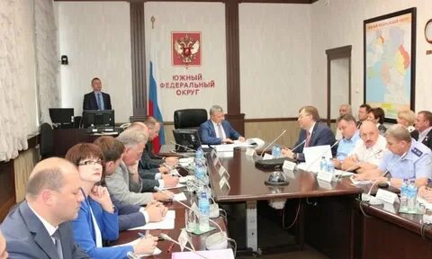 Федеральные инспекторы в округах