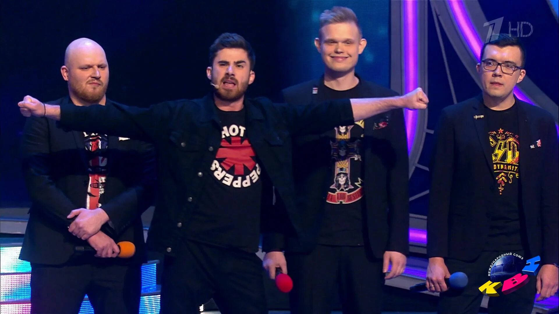 Команда квн наполеоны. Наполеоны команда. Наполеон динамит команда. Наполеоны команда. Шоу игра команда наполеоны.