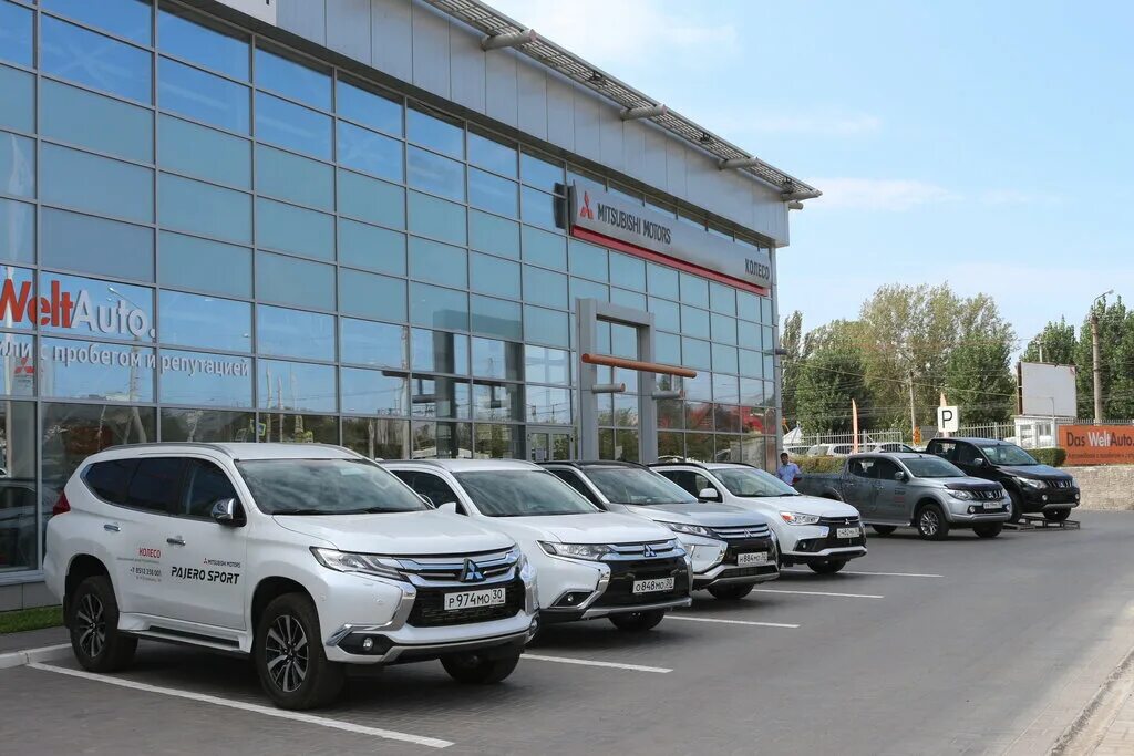 Автосалон lexus. Авто в астрахани автосалоны. Автосалоны в астрахани. Аэропортовское шоссе астрахань. Авто в астрахани автосалоны.