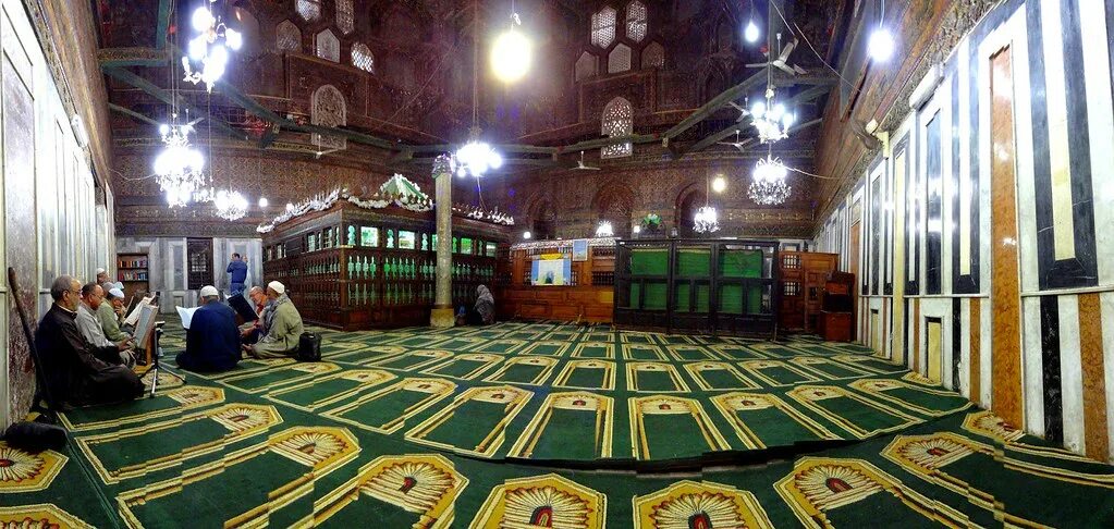 Могила имама шафии. Имам аль шафии. Мухаммад ибн идрис аш-шафии. Книга «аль-умм» имама аш-шафии. Имам аш-шафии о суфизме.