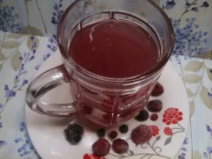 Сварить кисель из замороженных ягод и крахмала