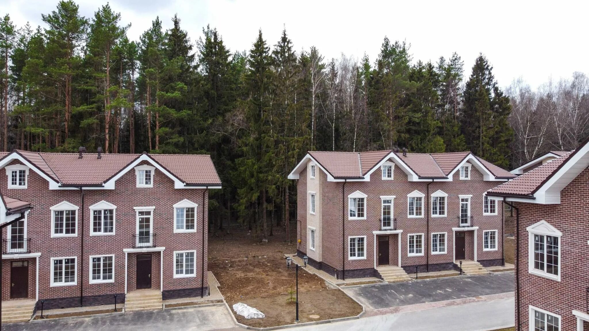 Академия парк коттеджный поселок. Поселение первомайское академия парк. Коттеджный поселок. Академия парк коттеджный поселок. Коттеджный посёлок загородный наро-фоминский район.