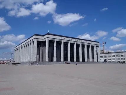 Октябрьская площадь 4