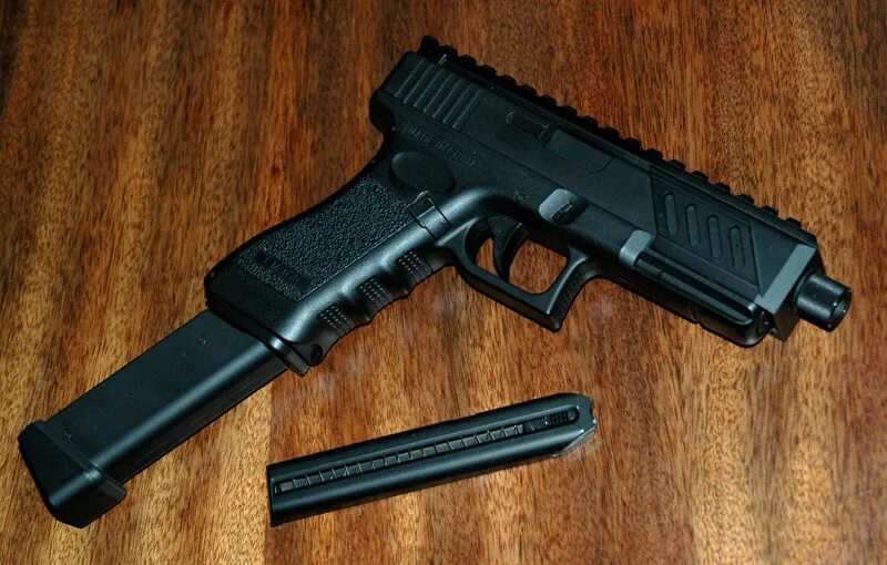 Glock 18c cm030. Глок 18с cyma. cyma glock 18c. glock 18c aep. страйкбольный глок 19 цима.