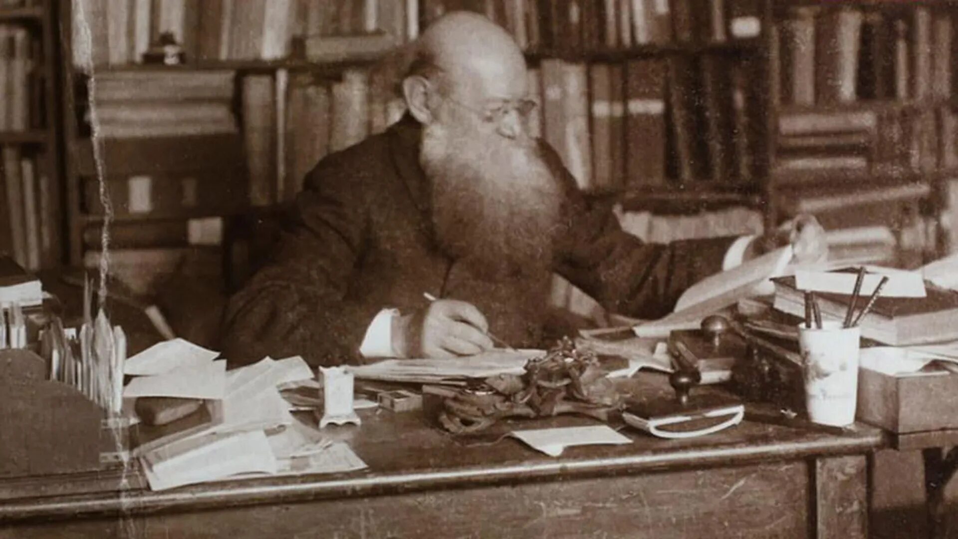 Кропоткин тур. П.А. Кропоткин (1842–1921).