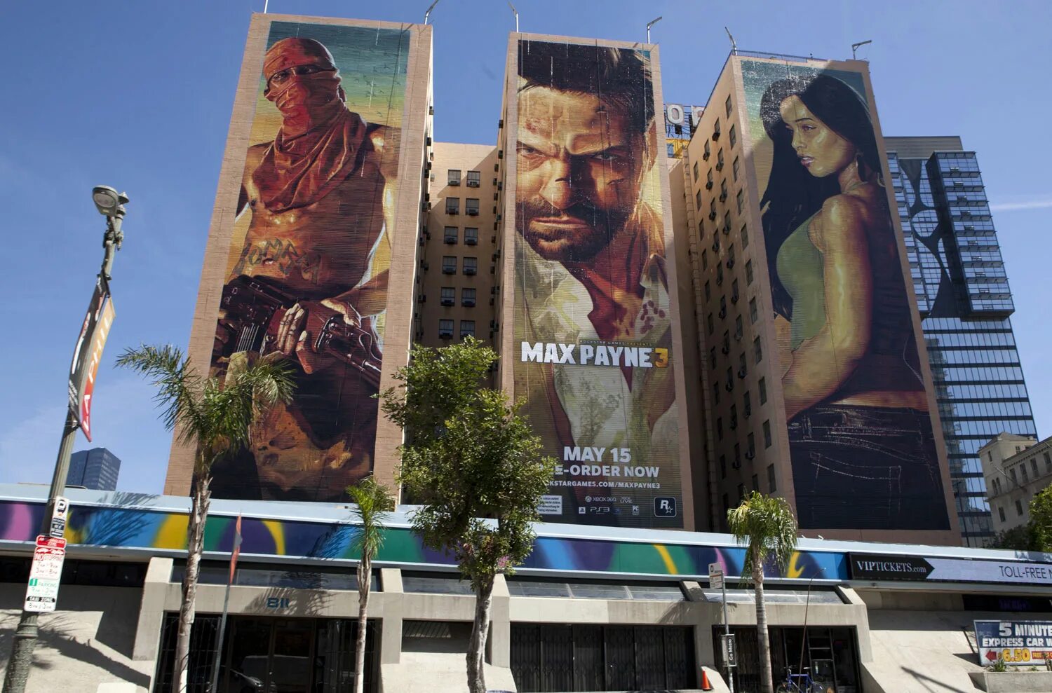 Песни играют рекламе. Max Payne 3. Реклама Max Payne 3. Max Payne 3 Постер. Max Payne 3 отель.