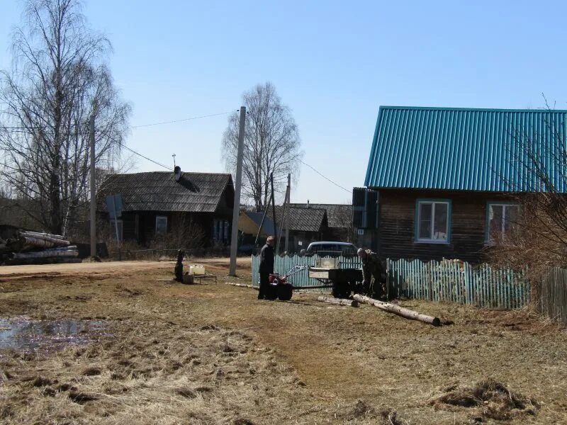 Погода в валамазе красногорского. Валамаз Красногорский район. Деревня Валамаз Удмуртия. Поселок Валамаз Красногорский район Удмуртия. Валамаз Красногорский район Калейдоскоп Колупаев.