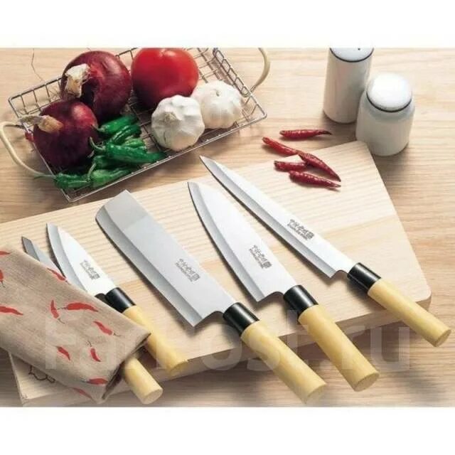 Какой кухонный нож выбрать. Stainless Steel нож кухонный японский. Ножи Kitchen Knife Set. Нож Kitchen Cooking Knife Япония. Нож Секури кухонный японский.