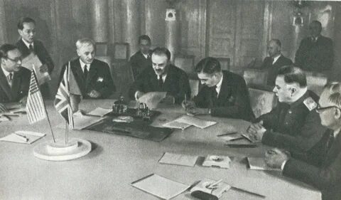 Первая конференция проходила