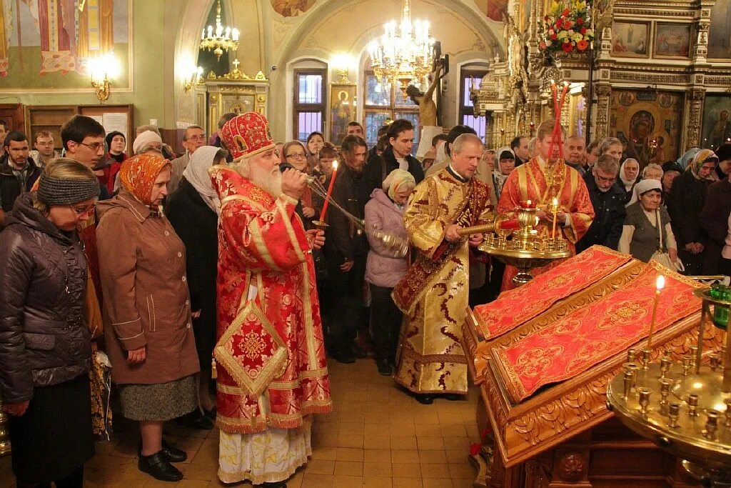 Расписание богослужений воскресение словущего. Настоятель храма в брюсовом переулке. служители в храме словущего в брюсовом переулке. храм словущего в брюсовом переулке.