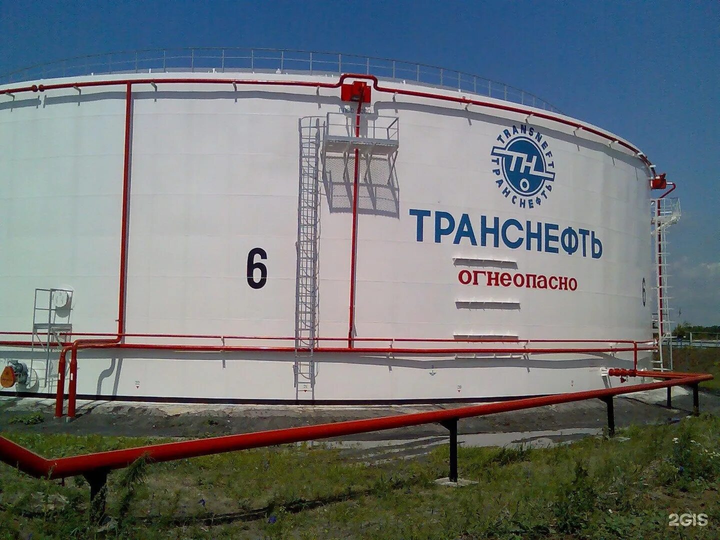 Нефтяной резервуар. Чистка нефтяных резервуаров.