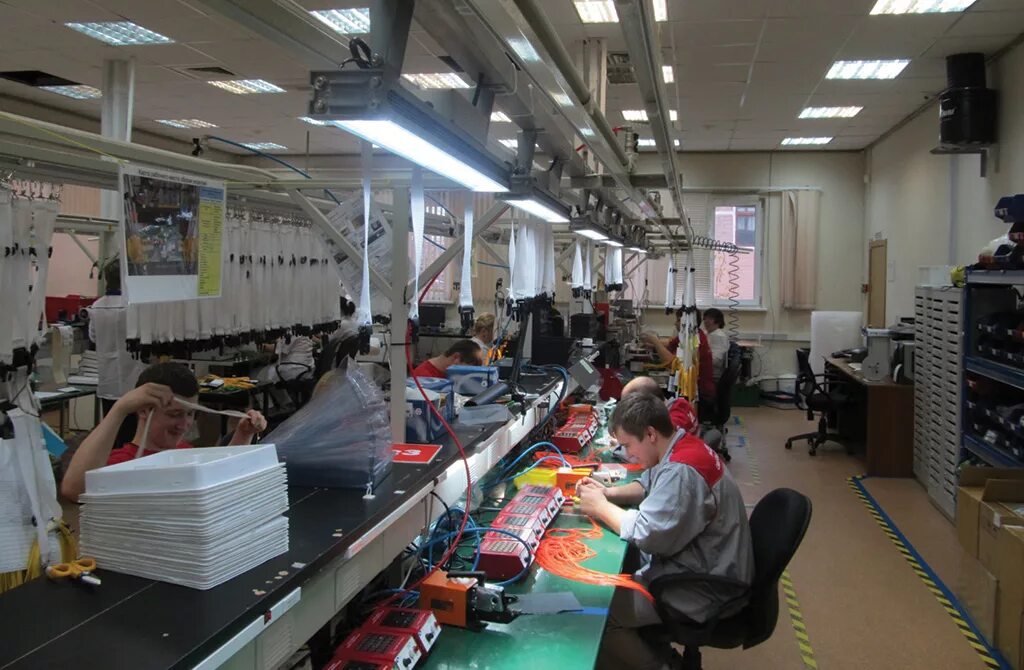 точка цех. оборудование соусного отделения горячего цеха. интерьер промышленных помещений. интерьер производственного цеха. точка цех.