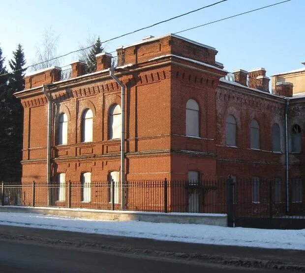 Дом офицеров луга. Кронштадт ул зосимова 15. дом офицеров санкт-петербург. винница дом офицеров. дом офицеров санкт-петербург здание.