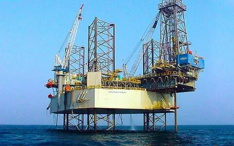 Нефть 90