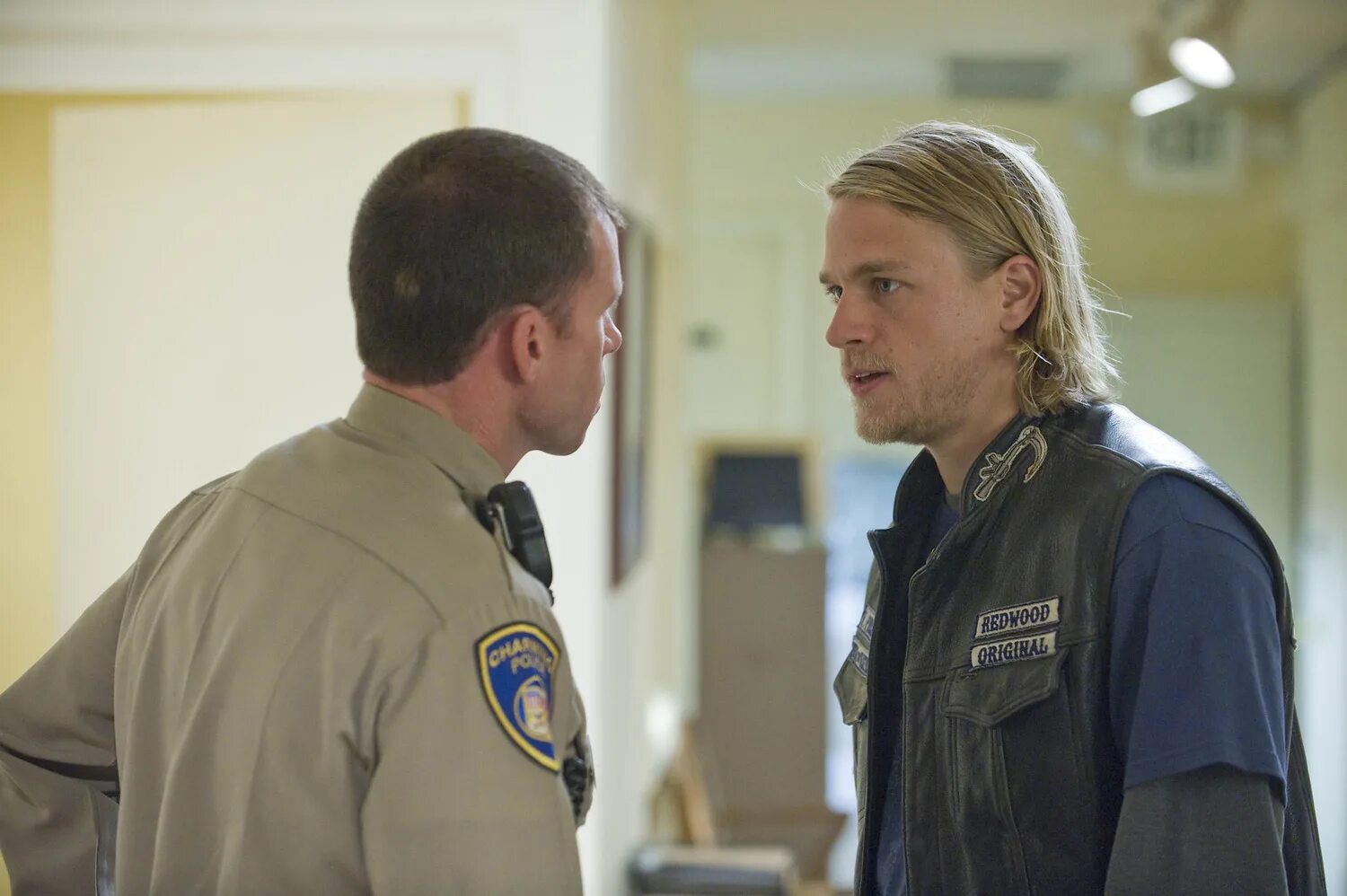 сыны анархии 1 сезон. чарли ханнэм сыны анархии. чарли ханнэм сыны анархии. донал лог сыны анархии. сыны анархии в сериале маянцы.