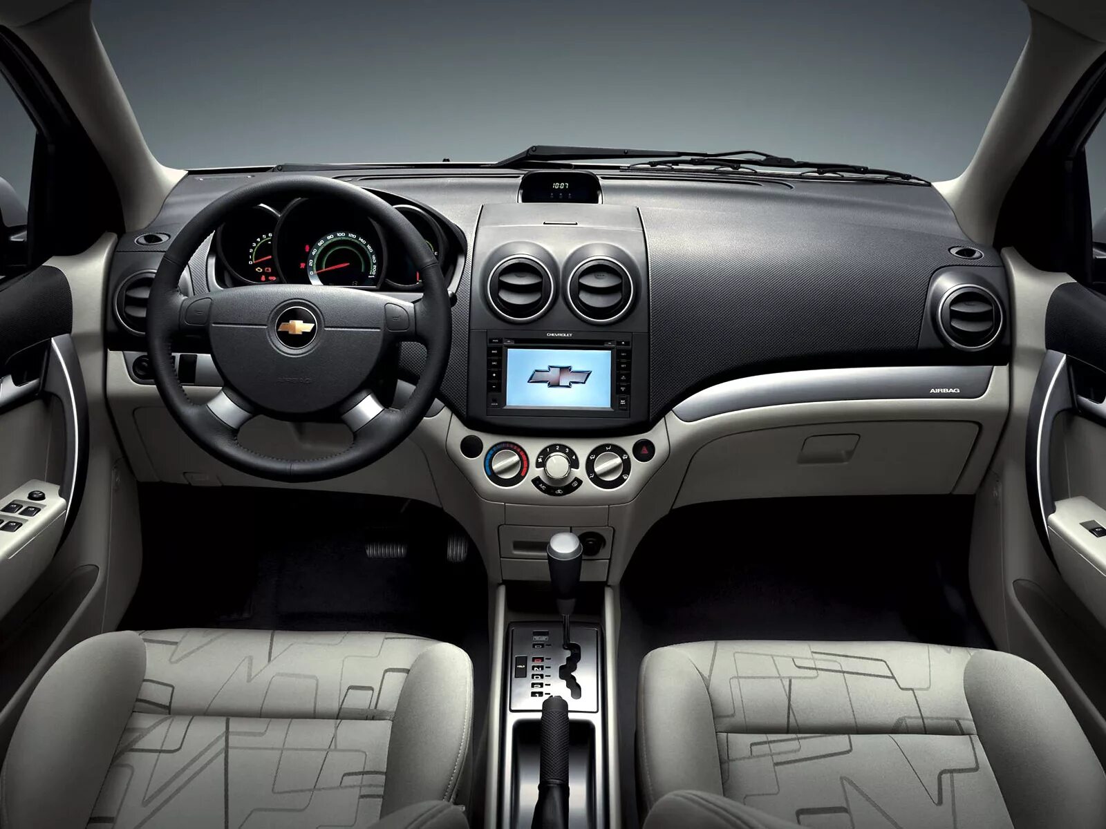 Chevrolet Aveo t250 салон. Chevrolet Aveo 2010 салон. Chevrolet Aveo t250 седан. Шевроле Авео 2010 седан салон